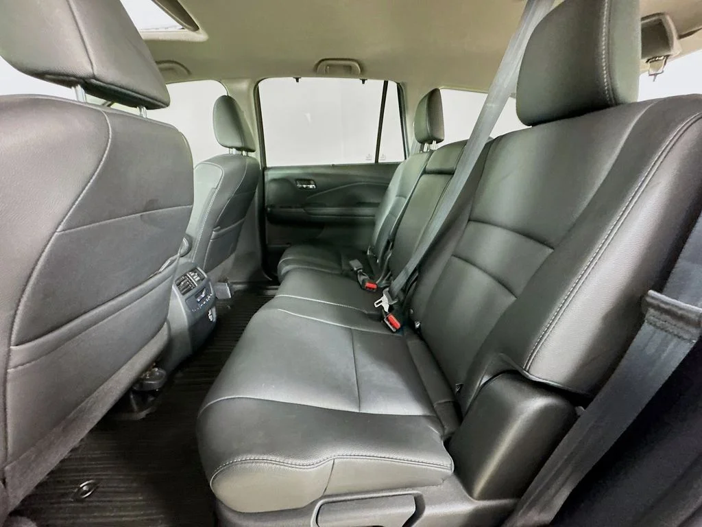 Certified Used 2022 Gray Honda Special Edition image 32
