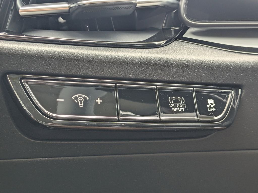 2025 Kia Niro EX - Photo 28