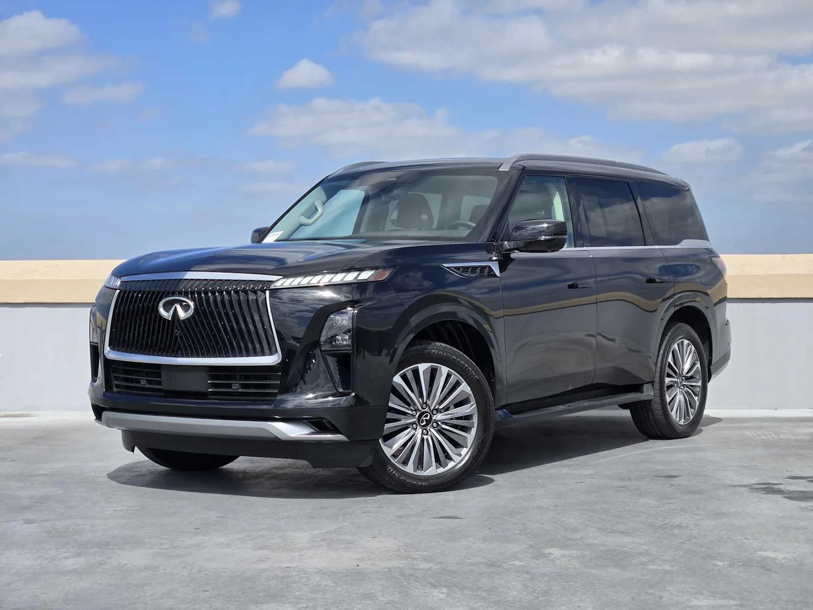 2025 INFINITI QX80 SENSORY