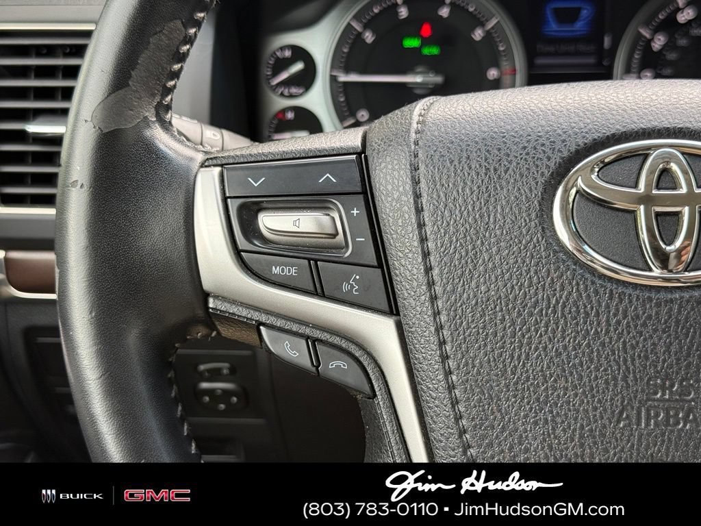 Used 2021 Silver Toyota 4DR 4WD image 31