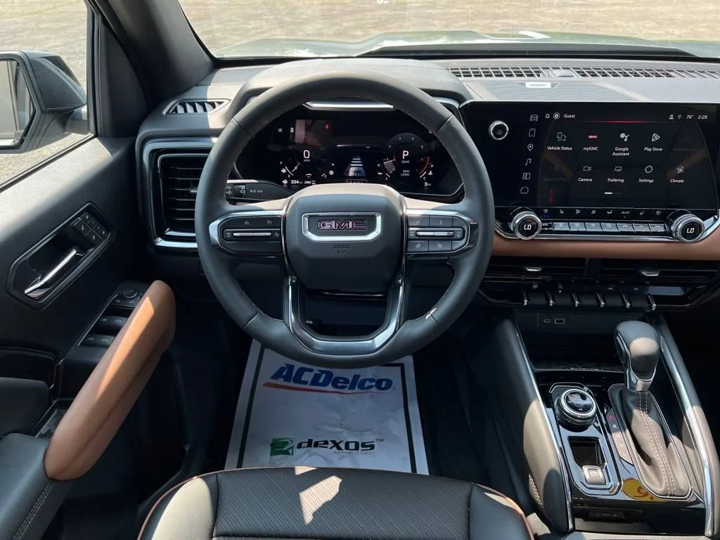 2026 GMC Canyon AT4 - Photo 13
