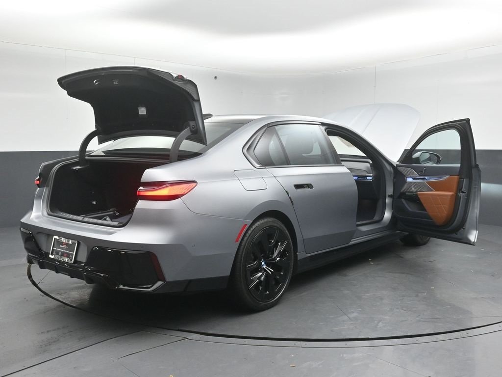 2023 BMW I7 - Image 33