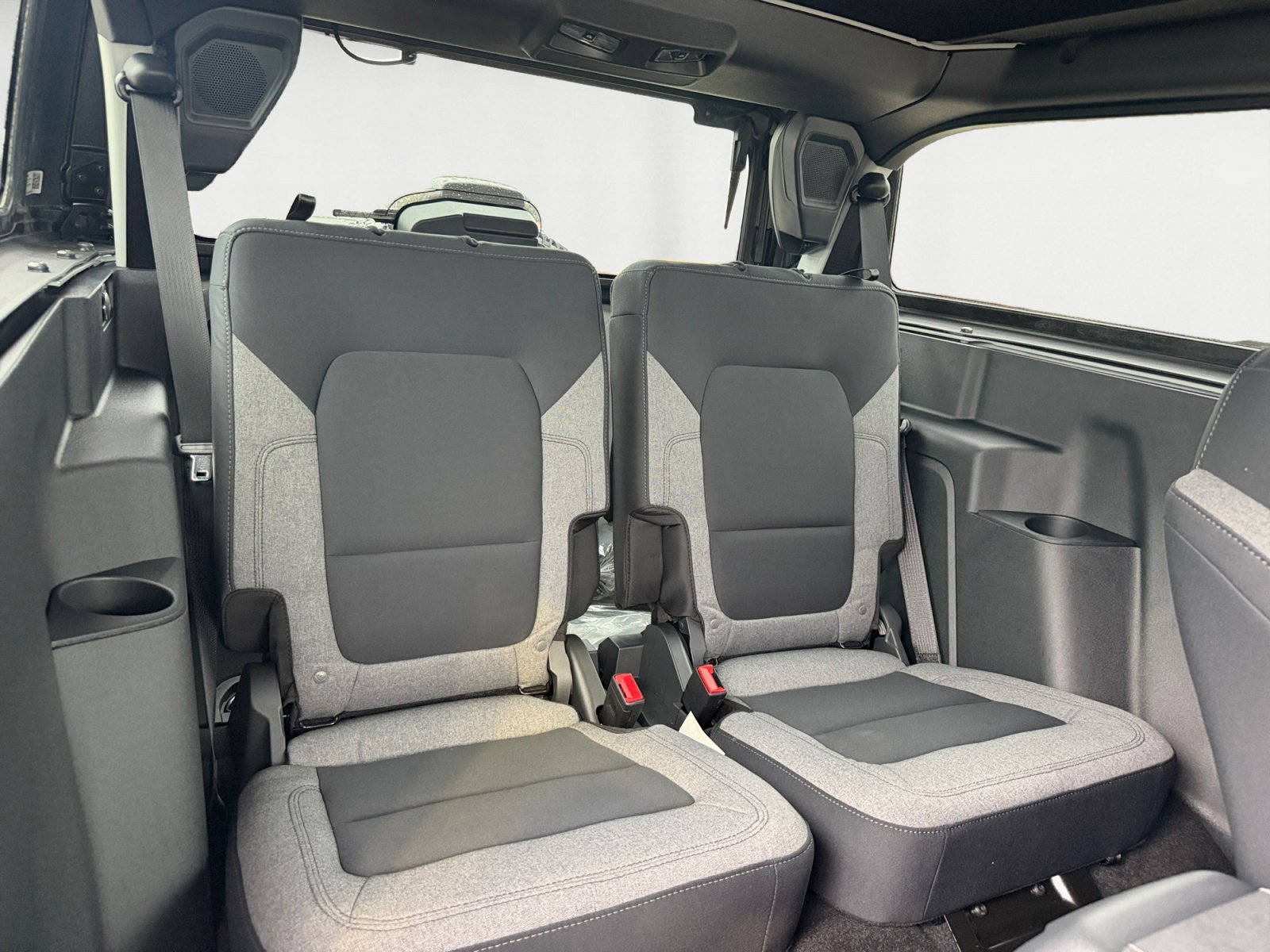 New 2026 Avalanche Gray Ford Base image 18