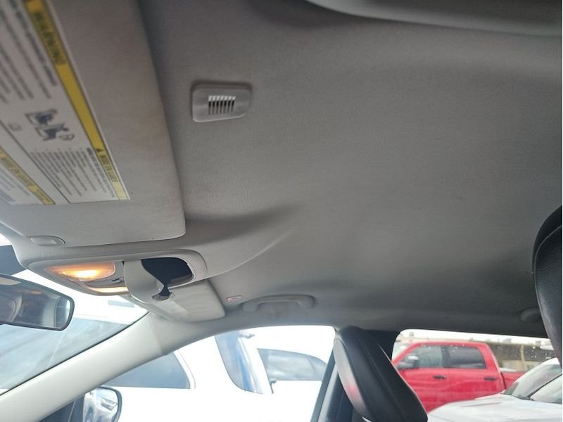 Used 2019 Velvet Red Pearlcoat Jeep Latitude Plus image 25