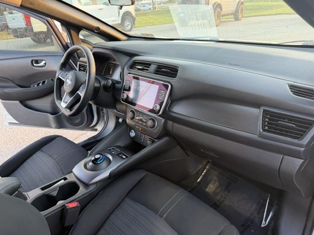Certified Used 2024 Brilliant Silver Metallic Nissan S image 32