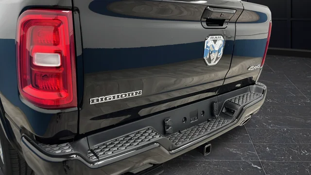 New 2026 Diamond Black Crystal Pearl-Coat Exterior Paint RAM Big Horn/Lone Star image 39