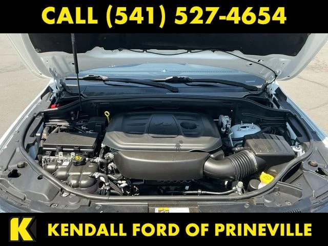 Used 2019 Bright White Clearcoat Jeep Laredo image 30