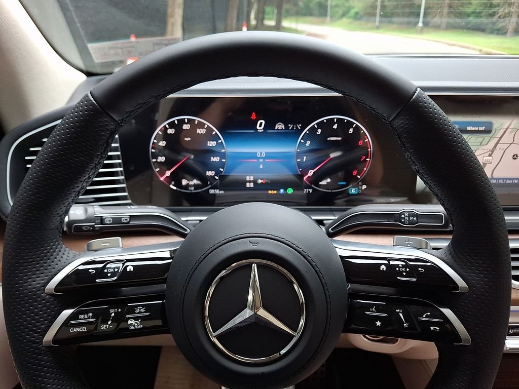 New 2026 Polar White Mercedes-Benz GLS 450 image 17