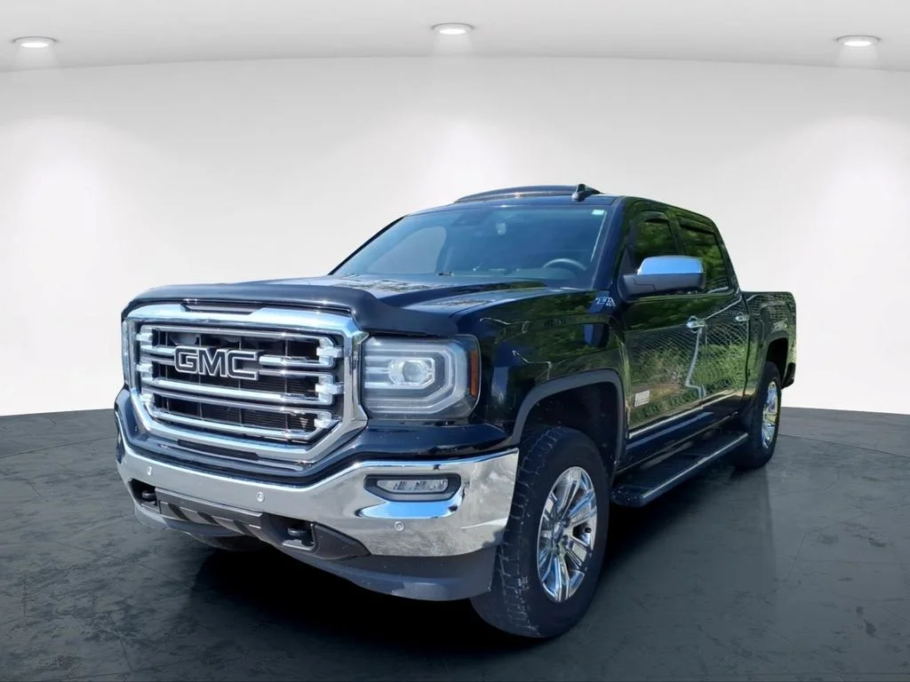 Used 2016 Black GMC SLT image 5