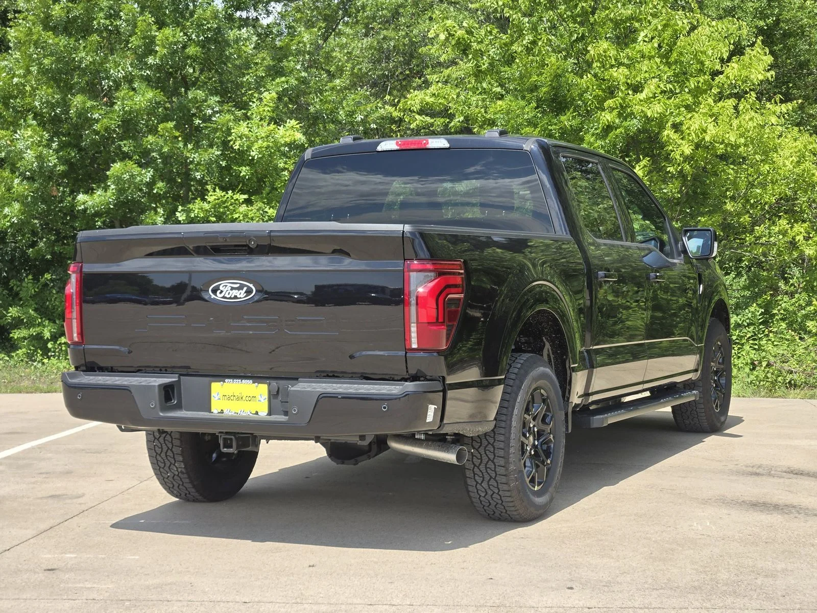 New 2026 Agate Black Metallic Ford Lariat® image 4