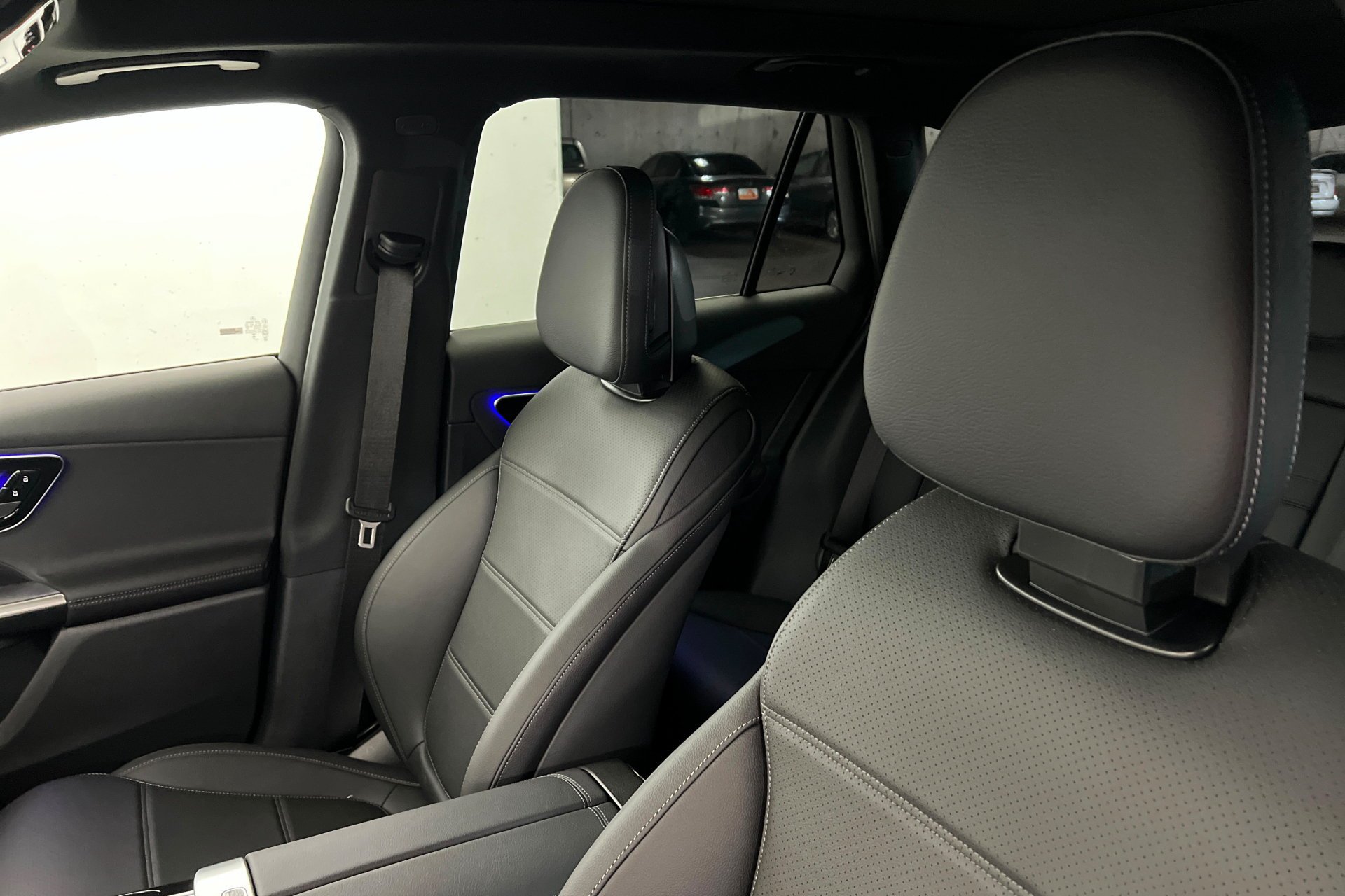 New 2026 Black Mercedes-Benz GLC 300 image 42