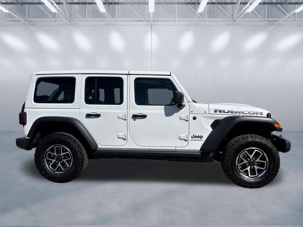 New 2026 Bright White Clear-Coat Exterior Paint Jeep Rubicon image 3