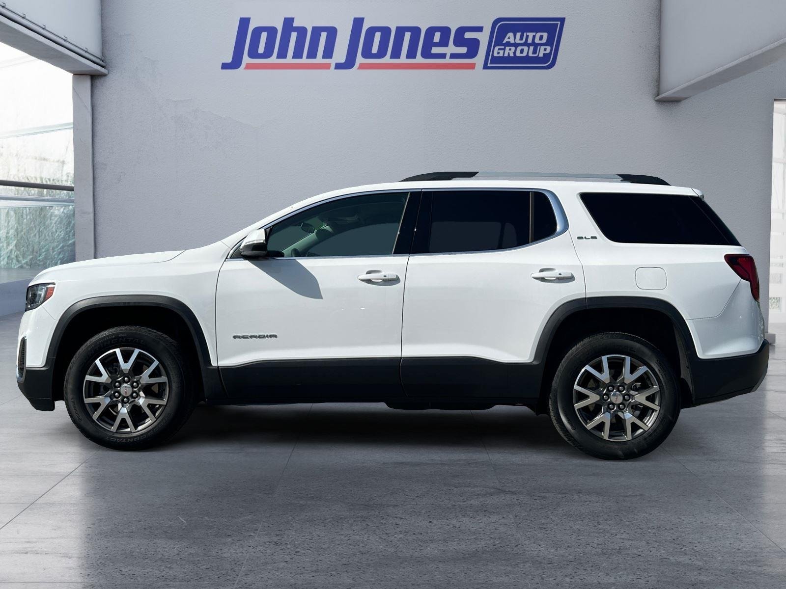 Used 2023 Summit White GMC SLE image 2