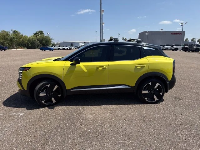 Used 2025 Yellow Nissan SR image 4