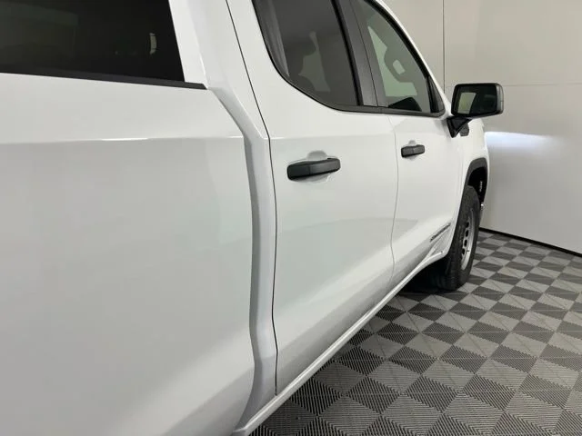2026 GMC Sierra 1500 Pro - Photo 9