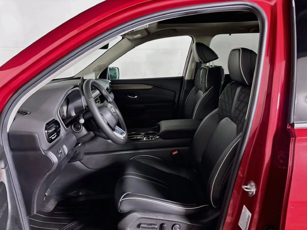 New 2026 Radiant Red Metallic II Honda Elite image 11