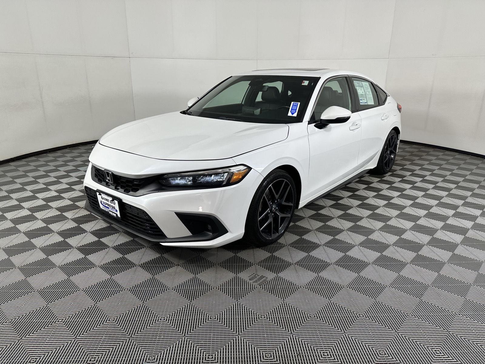 Used 2022 Platinum White Pearl Honda Sport Touring image 21
