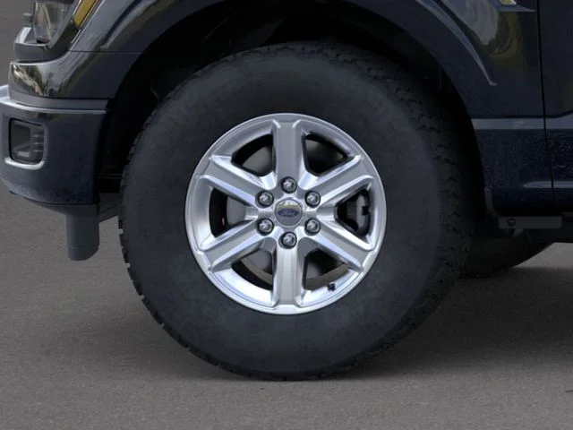 New 2026 Black Ford XLT image 19