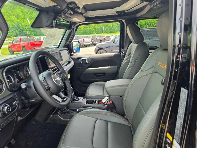 New 2026 Black Clear-Coat Exterior Paint Jeep Mojave image 17