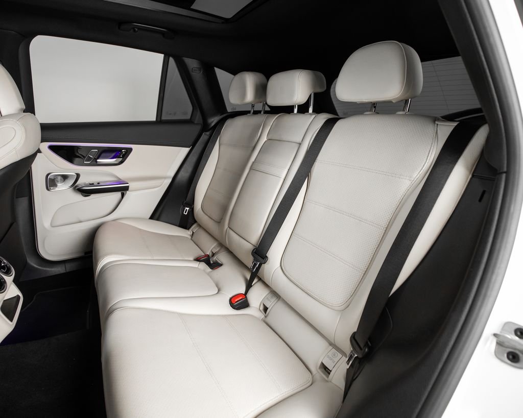 Certified Used 2023 White Mercedes-Benz GLC 300 image 10