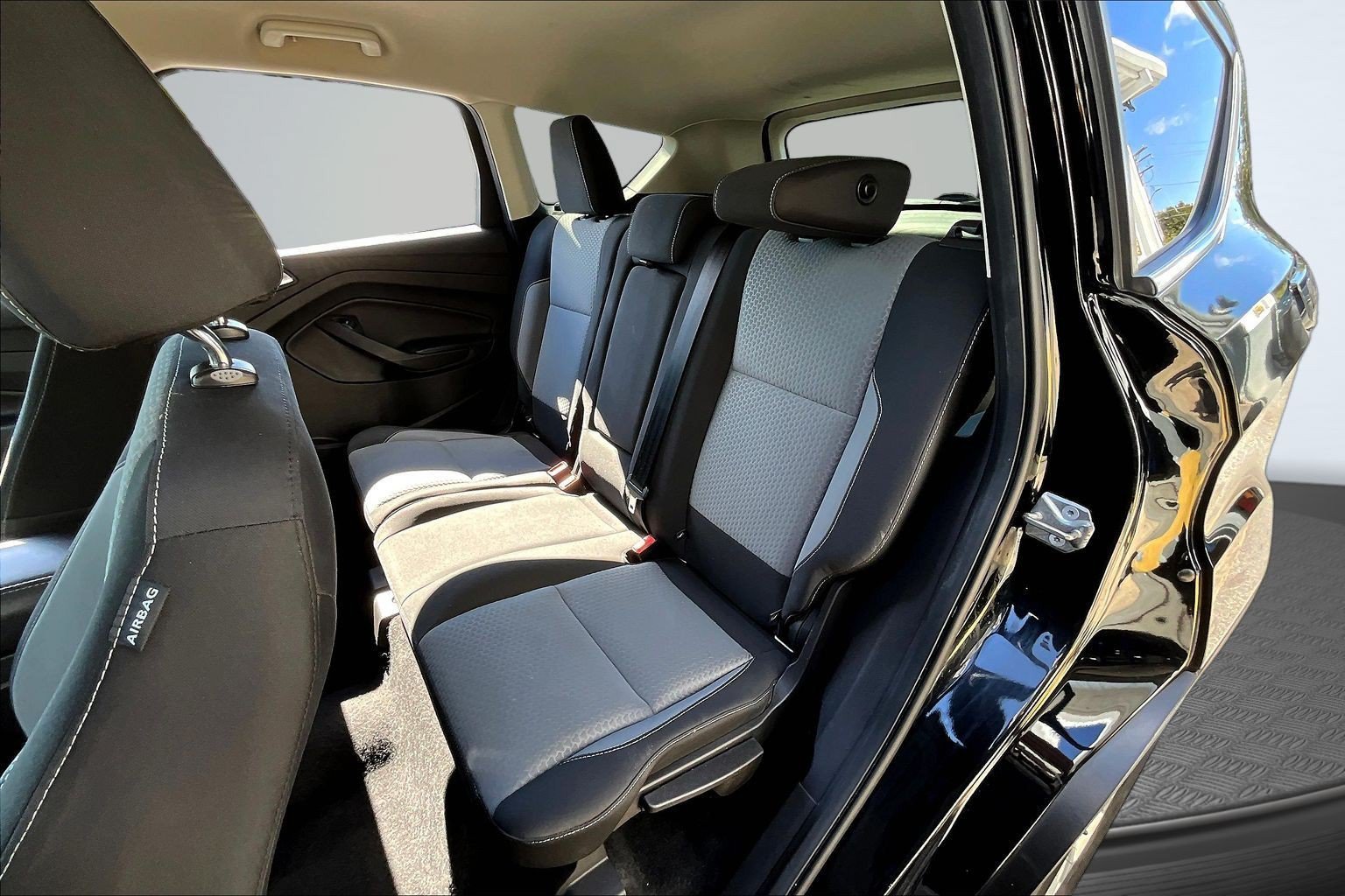 Used 2017 Black Ford SE image 20