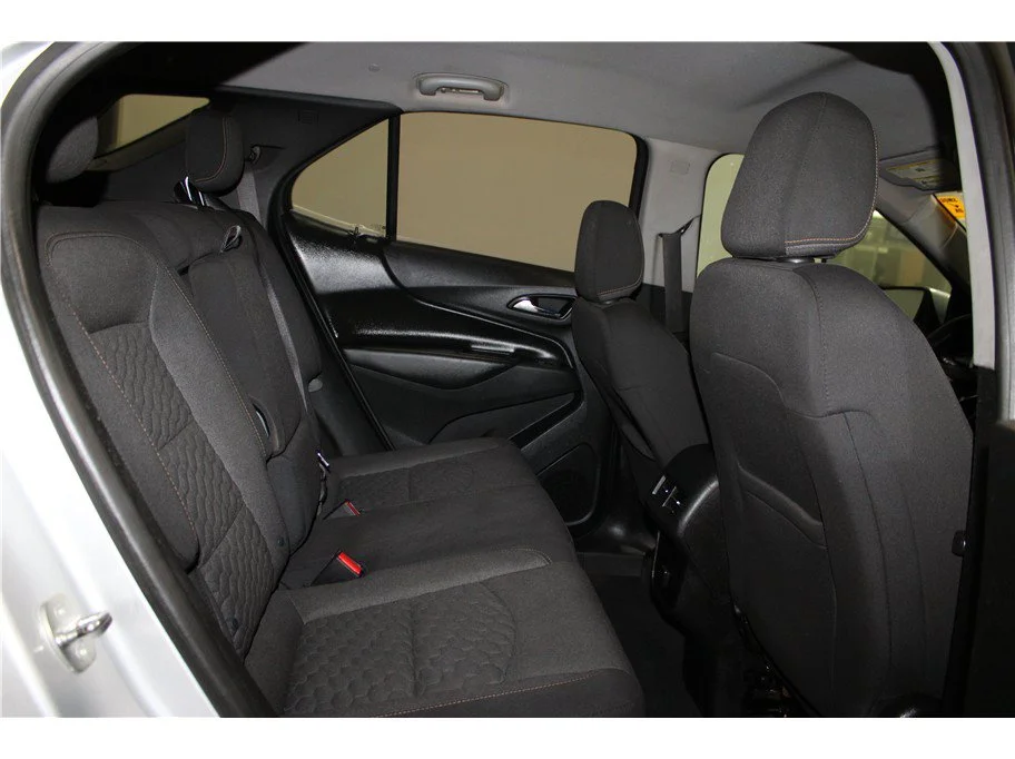 Used 2018 Silver Ice Metallic Chevrolet LT image 21