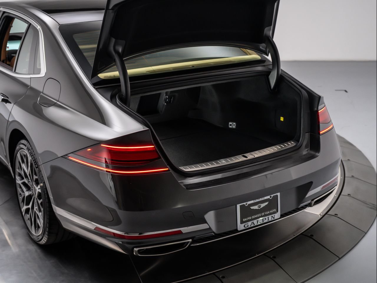 New 2026 Makalu Gray Genesis 3.5T E-SC MHEV image 10