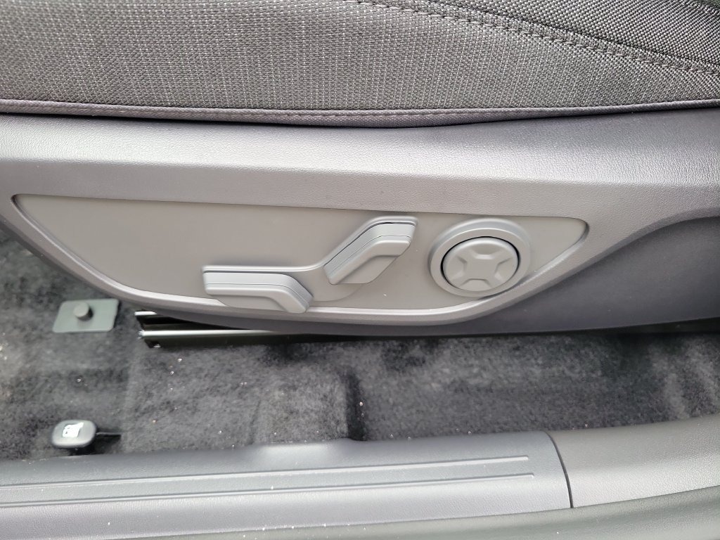 New 2027 Snow White Pearl Kia S image 21