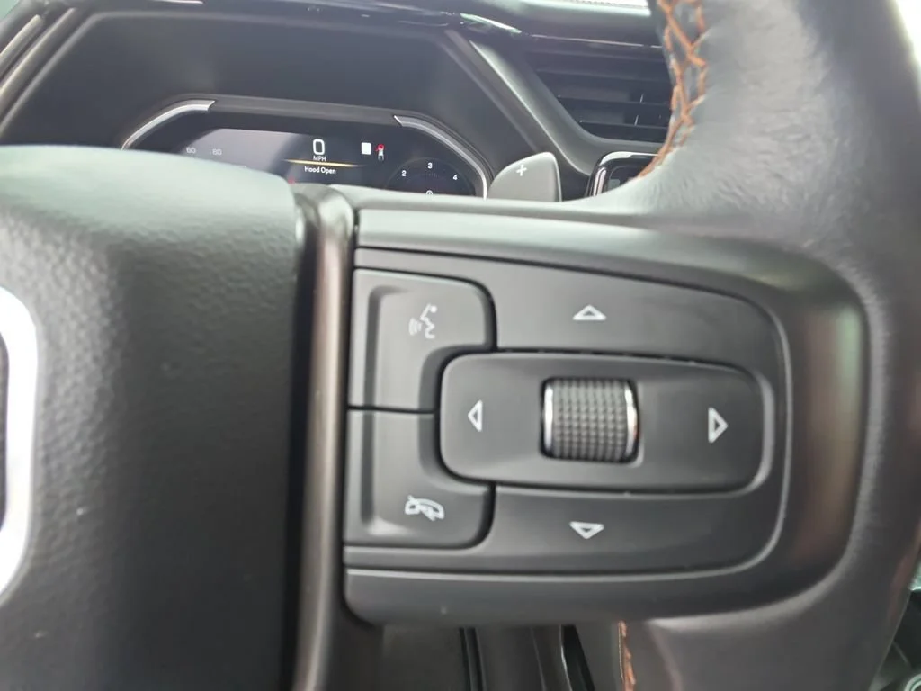 Certified Used 2022 QUICKSILVER METALLIC GMC AT4 image 19