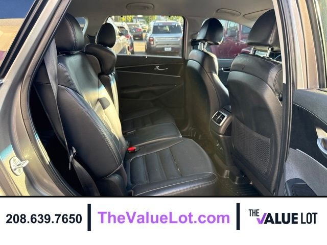 Used 2018 Silver Kia EX image 18