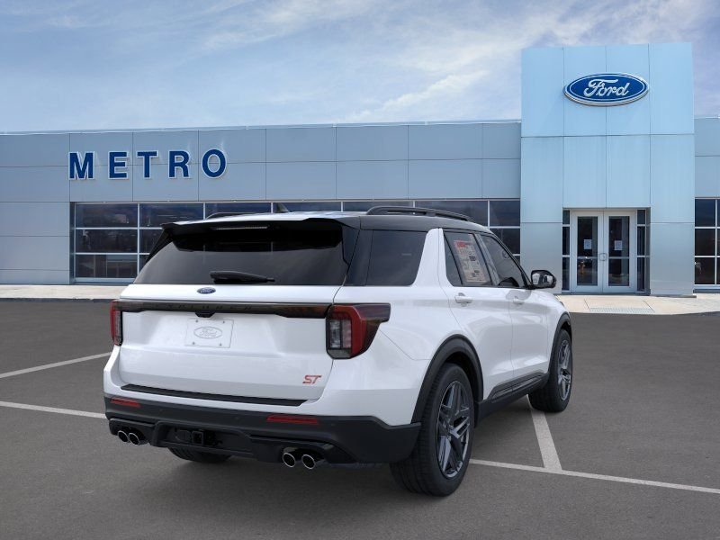 2026 Ford Explorer ST - Photo 8
