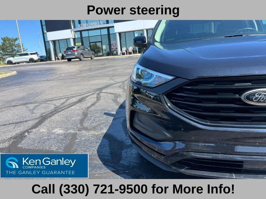 Used 2022 Black Ford SE image 17