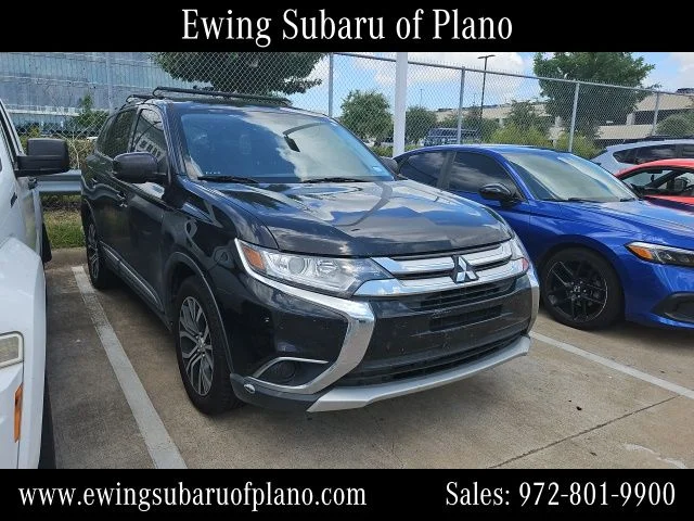 Used 2017  Mitsubishi ES image 5