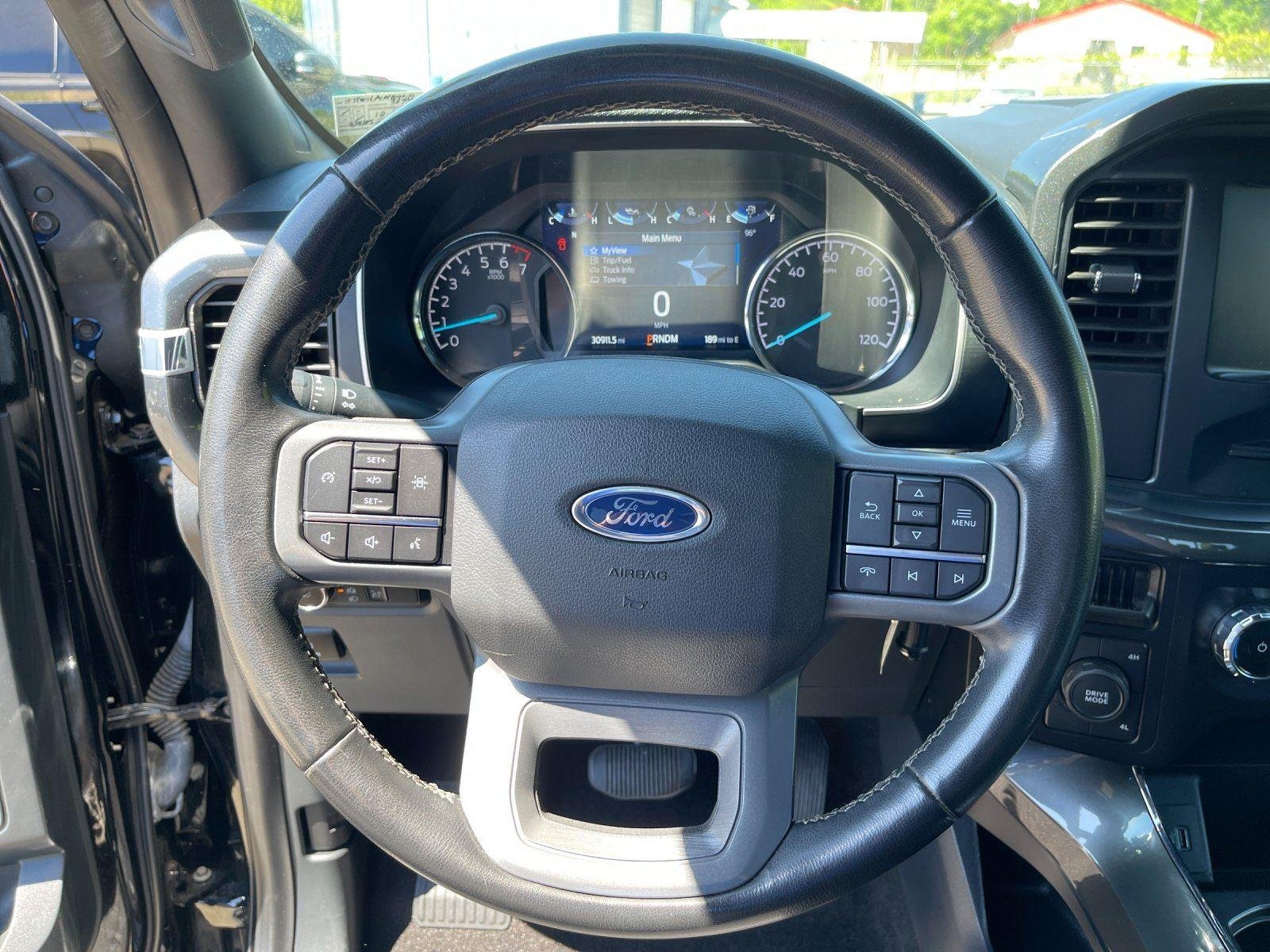 Used 2023 Agate Black Ford XLT image 18