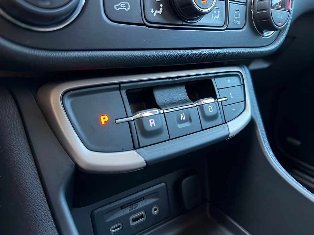 Used 2023 Black GMC Denali image 18
