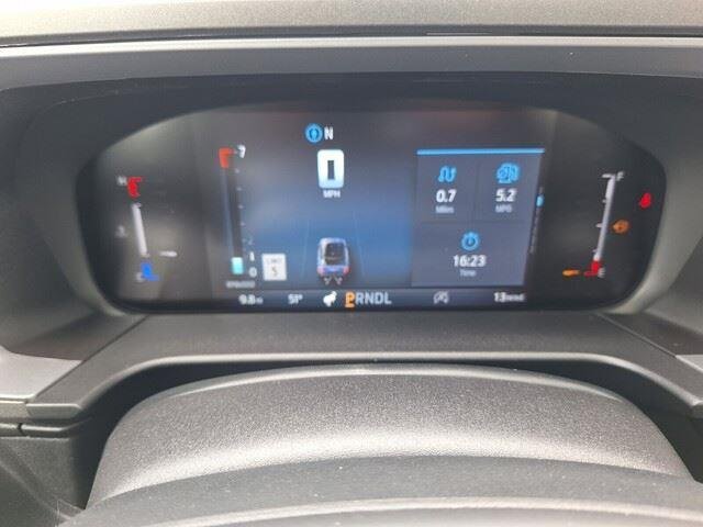 New 2026 Azure Gray Metallic Tri-Coat Ford Outer Banks® image 17