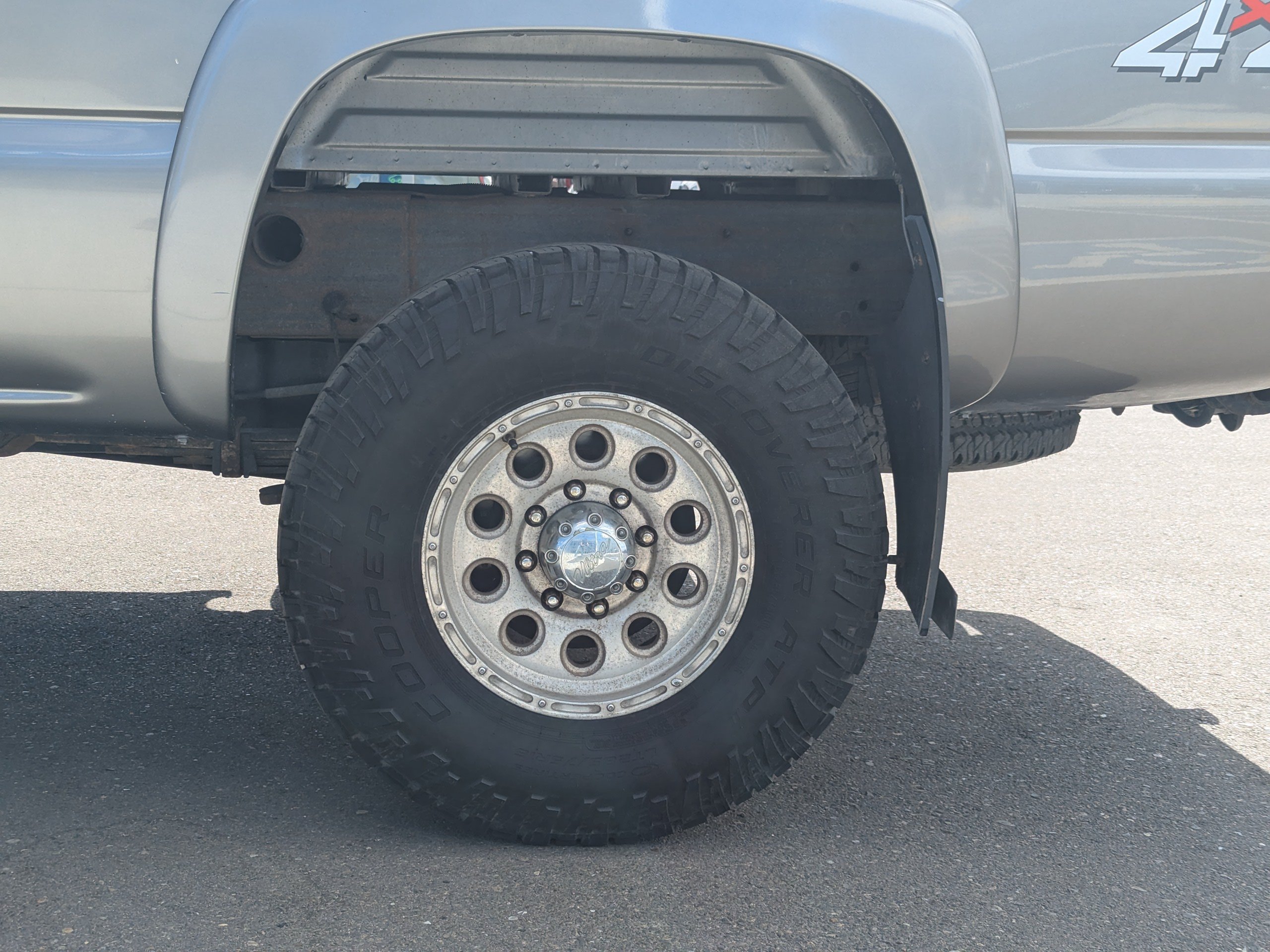 Used 2007 Graystone Metallic Chevrolet SRW LT3 image 42