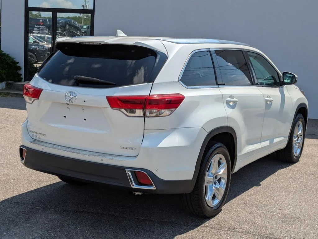 Used 2018 White Toyota Limited image 59