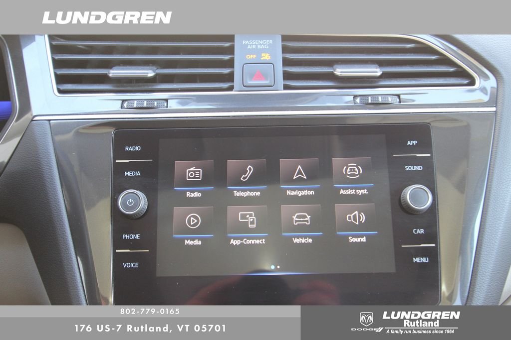 2022 Volkswagen Tiguan SE - Photo 18