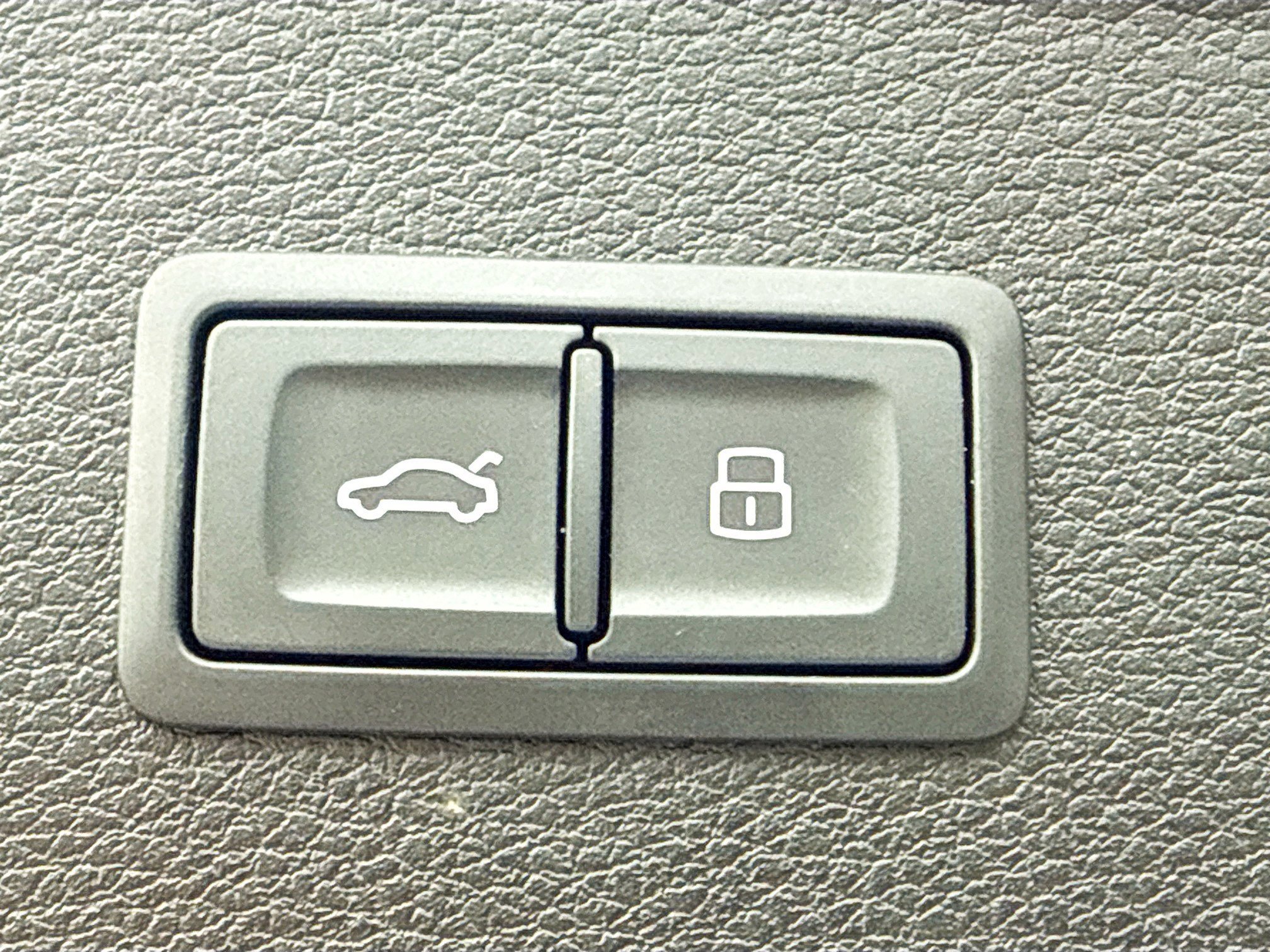 Used 2022 Gray Audi Premium Plus image 12