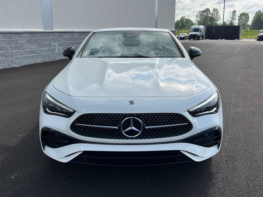 New 2026 Polar White Mercedes-Benz CLE 450 image 42