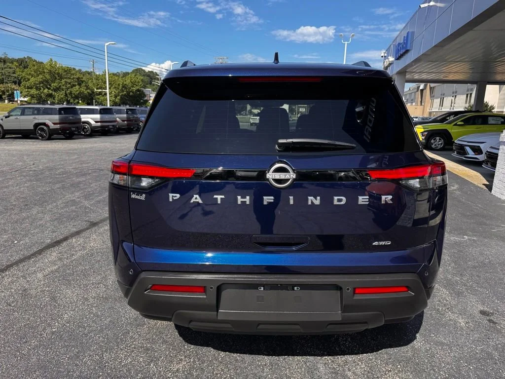 Used 2025 Blue Nissan SV image 7