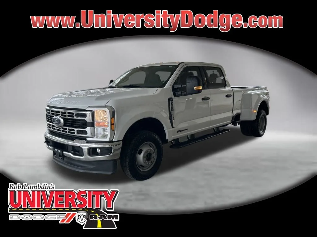 Used 2024 White Ford XLT image 1