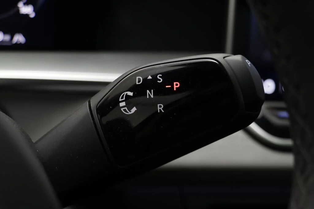 New 2026 Platinum Gray Volkswagen 2.0T SE R-Line Black image 12