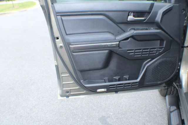 Used 2025  Toyota  image 6