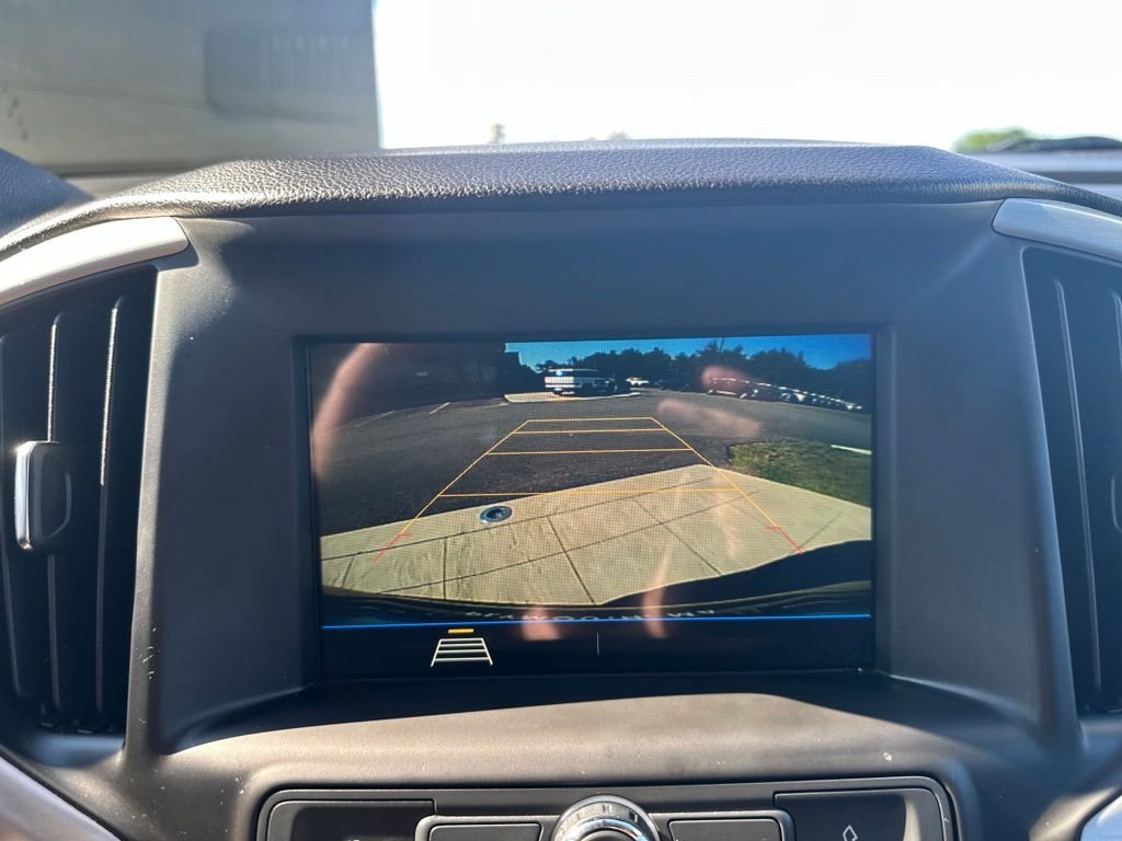 Used 2019 Black GMC SLE image 21