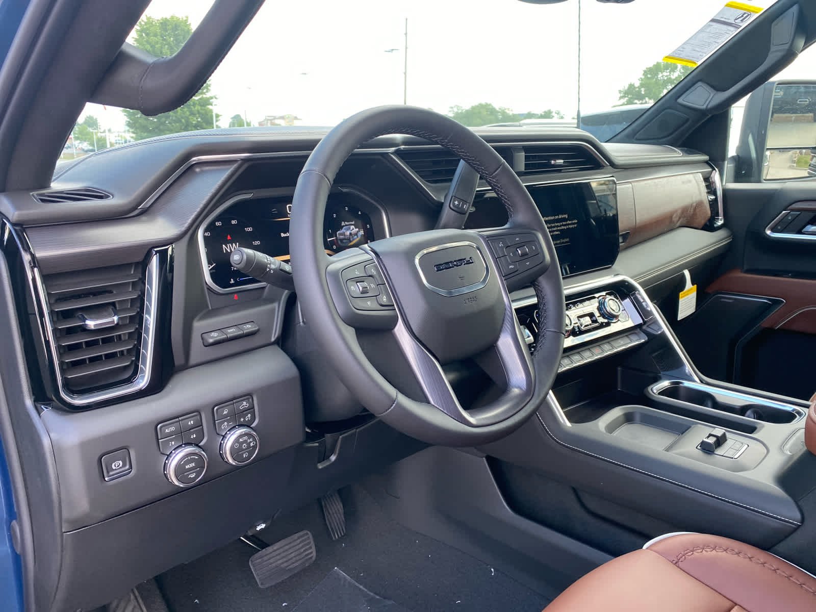 2026 GMC Sierra 2500HD Denali Ultimate - Photo 10
