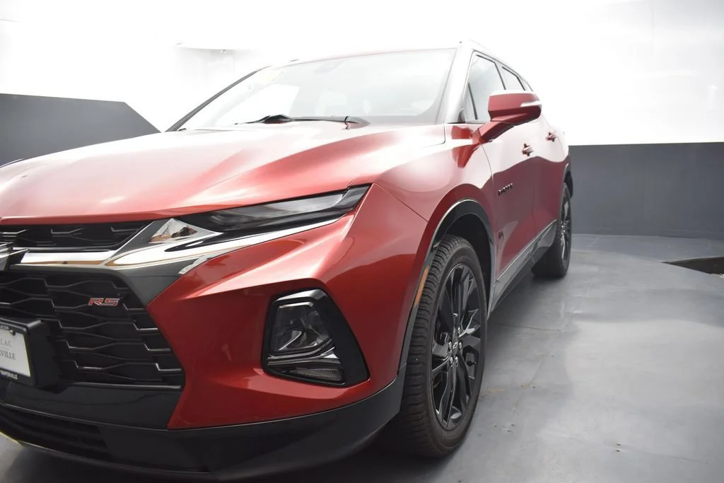 Used 2019 CAJUN RED TINTCOAT Chevrolet RS image 38