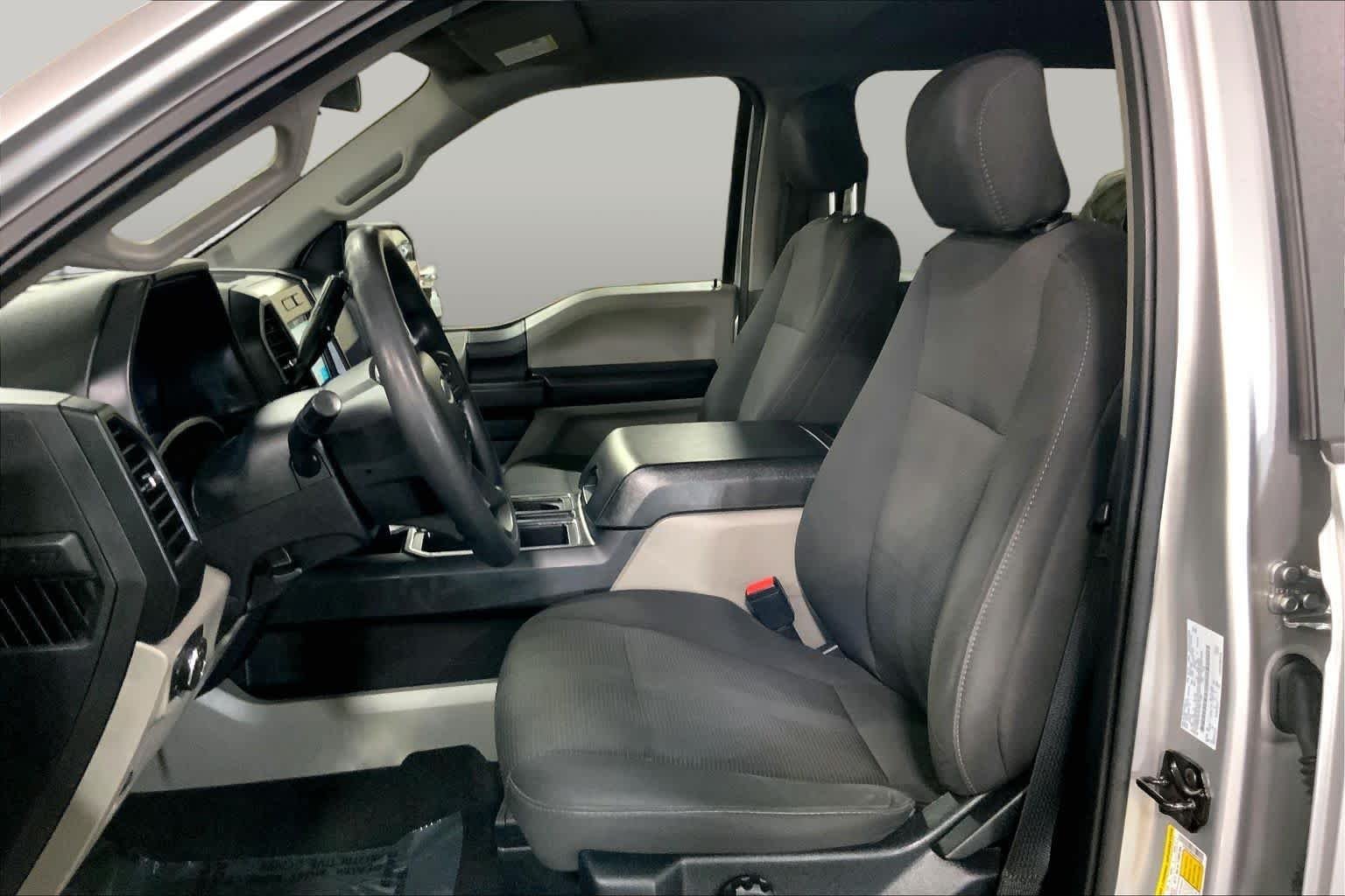 Used 2018 Ingot Silver Ford XL image 8