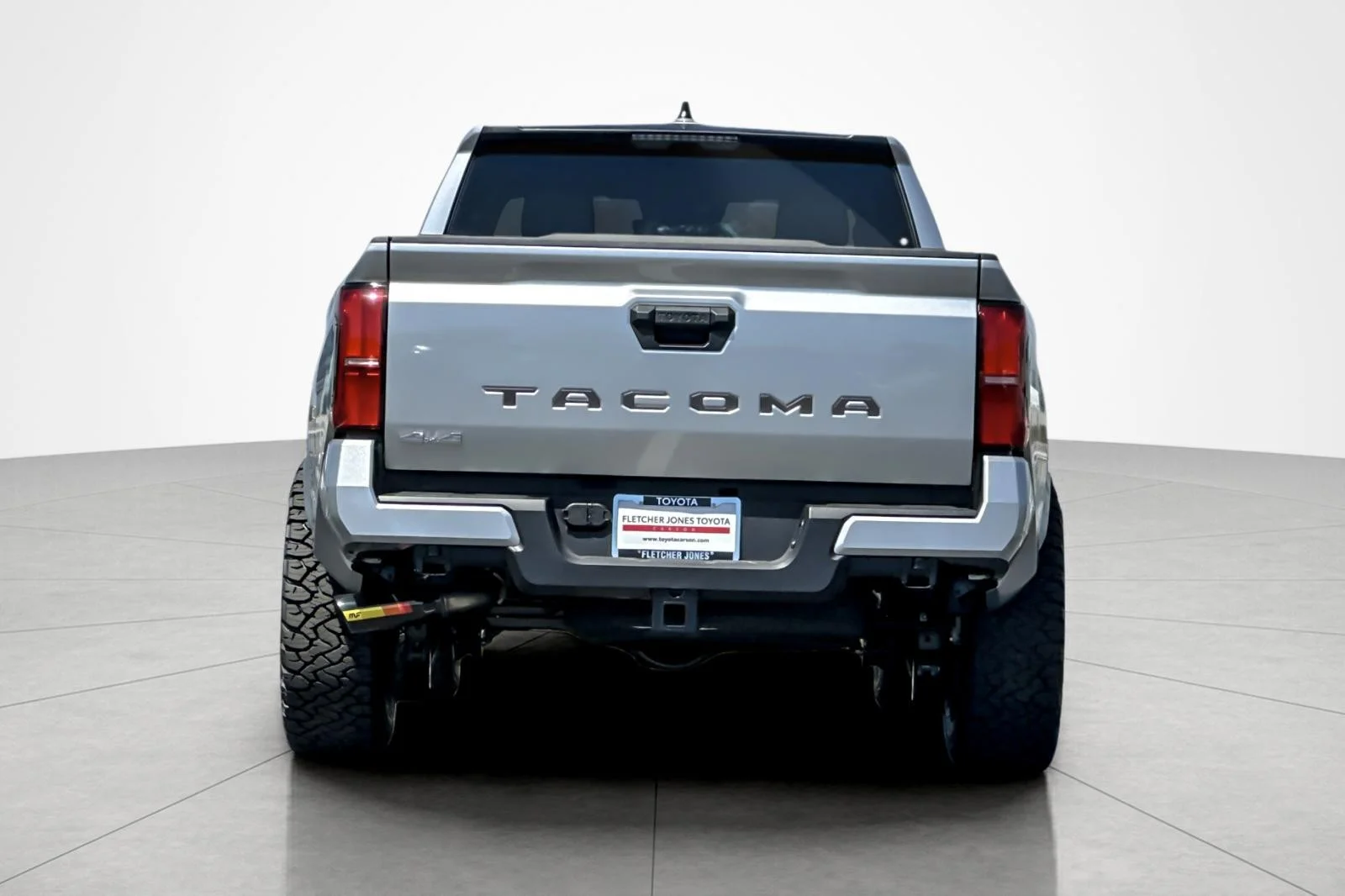 New 2026 Celestial Silver Metallic Toyota  SR5 image 4